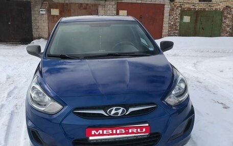 Hyundai Solaris II рестайлинг, 2012 год, 750 000 рублей, 7 фотография