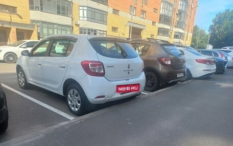 Renault Sandero II рестайлинг, 2015 год, 600 000 рублей, 4 фотография