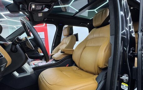 Land Rover Range Rover IV рестайлинг, 2018 год, 7 200 000 рублей, 30 фотография