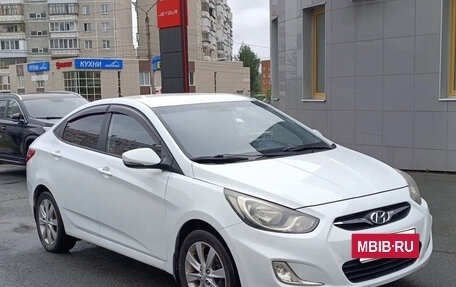 Hyundai Solaris II рестайлинг, 2013 год, 699 000 рублей, 3 фотография