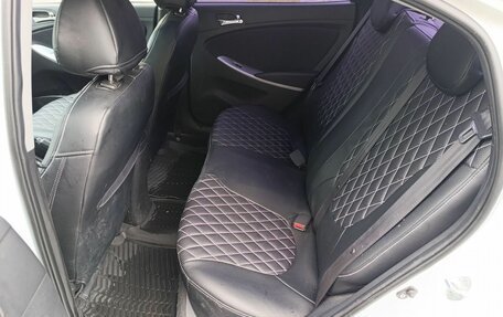 Hyundai Solaris II рестайлинг, 2013 год, 699 000 рублей, 19 фотография