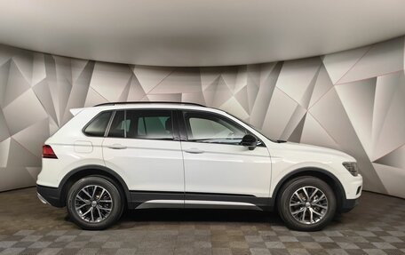 Volkswagen Tiguan II, 2020 год, 2 400 000 рублей, 6 фотография