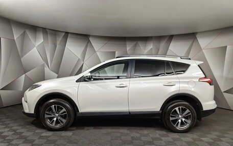 Toyota RAV4, 2017 год, 2 055 000 рублей, 5 фотография