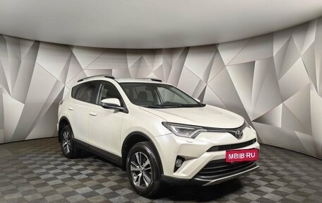 Toyota RAV4, 2017 год, 2 055 000 рублей, 3 фотография