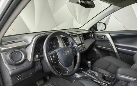 Toyota RAV4, 2017 год, 2 055 000 рублей, 14 фотография