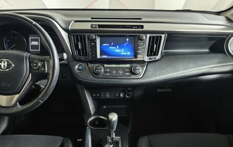 Toyota RAV4, 2017 год, 2 055 000 рублей, 11 фотография