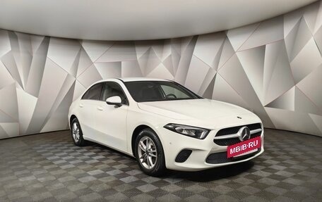 Mercedes-Benz A-Класс, 2019 год, 2 193 000 рублей, 3 фотография