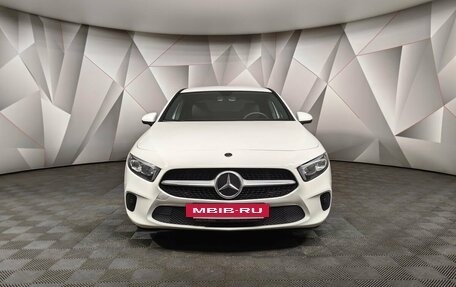 Mercedes-Benz A-Класс, 2019 год, 2 193 000 рублей, 7 фотография