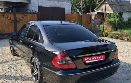 Mercedes-Benz E-Класс, 2007 год, 1 035 000 рублей, 2 фотография