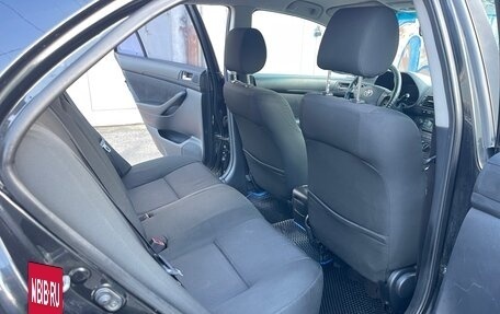 Toyota Avensis III рестайлинг, 2006 год, 650 000 рублей, 10 фотография