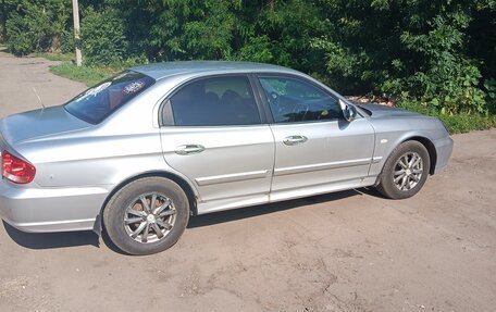 Hyundai Sonata IV рестайлинг, 2005 год, 400 000 рублей, 4 фотография