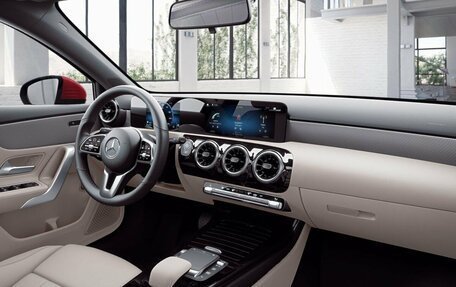 Mercedes-Benz A-Класс, 2020 год, 2 750 000 рублей, 12 фотография