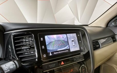Mitsubishi Outlander III рестайлинг 3, 2019 год, 1 699 000 рублей, 16 фотография