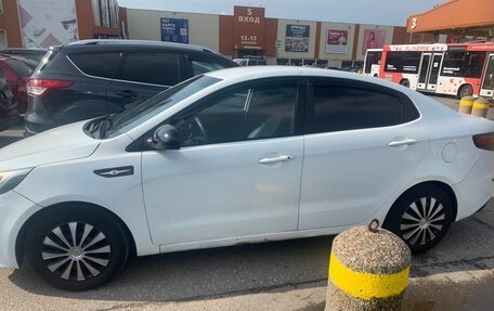 KIA Rio III рестайлинг, 2013 год, 360 000 рублей, 5 фотография