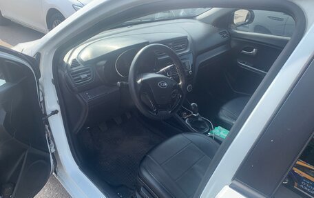 KIA Rio III рестайлинг, 2013 год, 360 000 рублей, 4 фотография