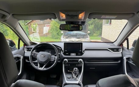 Toyota RAV4, 2021 год, 3 500 000 рублей, 9 фотография