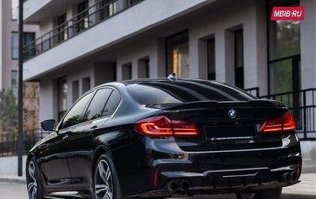 BMW 5 серия, 2017 год, 2 990 000 рублей, 6 фотография