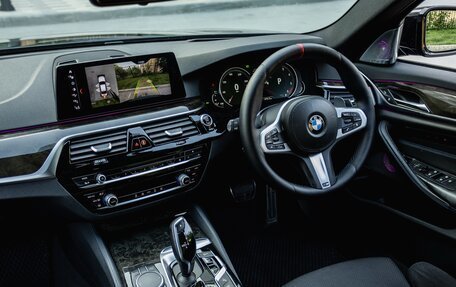 BMW 5 серия, 2017 год, 2 990 000 рублей, 23 фотография