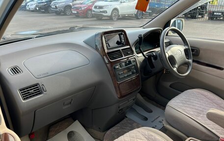 Toyota Gaia, 2000 год, 699 000 рублей, 12 фотография