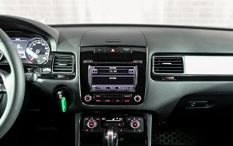 Volkswagen Touareg III, 2012 год, 2 620 000 рублей, 19 фотография