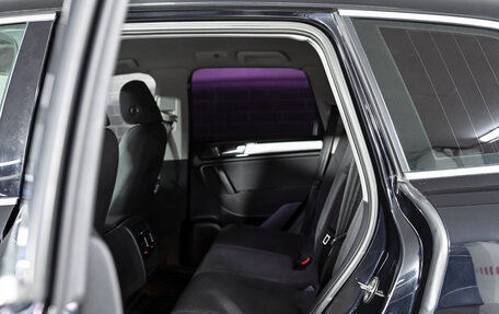Volkswagen Touareg III, 2012 год, 2 620 000 рублей, 22 фотография