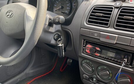Hyundai Accent II, 2007 год, 325 000 рублей, 2 фотография