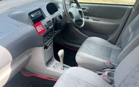 Toyota Corolla Spacio II, 2000 год, 438 000 рублей, 8 фотография