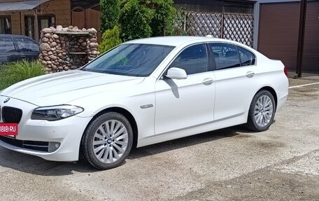 BMW 5 серия, 2011 год, 1 550 000 рублей, 2 фотография