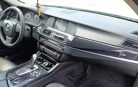 BMW 5 серия, 2011 год, 1 550 000 рублей, 12 фотография