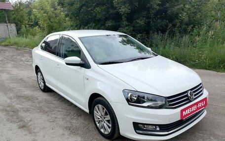 Volkswagen Polo VI (EU Market), 2017 год, 1 420 000 рублей, 2 фотография