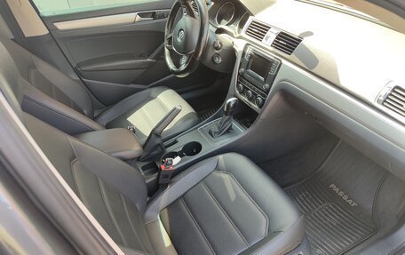 Volkswagen Passat B7, 2015 год, 1 550 000 рублей, 13 фотография