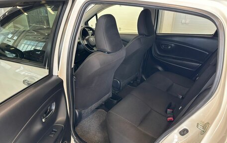 Toyota Vitz, 2019 год, 1 179 000 рублей, 17 фотография