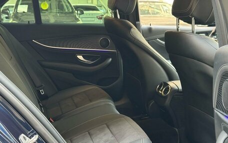 Mercedes-Benz E-Класс, 2020 год, 4 100 000 рублей, 19 фотография