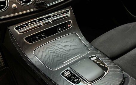 Mercedes-Benz E-Класс, 2020 год, 4 100 000 рублей, 12 фотография