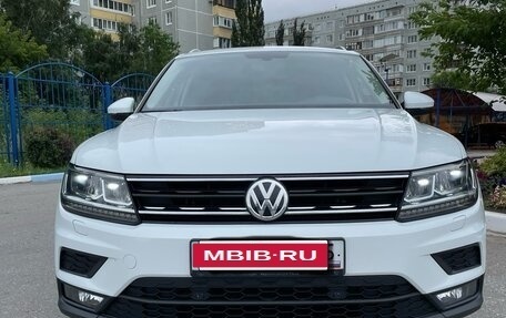 Volkswagen Tiguan II, 2018 год, 2 100 000 рублей, 1 фотография