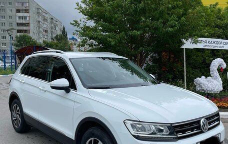 Volkswagen Tiguan II, 2018 год, 2 100 000 рублей, 9 фотография