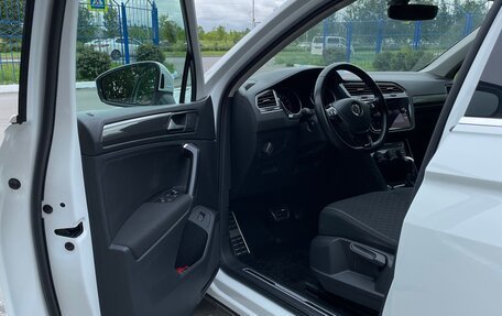 Volkswagen Tiguan II, 2018 год, 2 100 000 рублей, 20 фотография