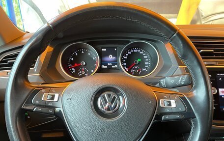 Volkswagen Tiguan II, 2018 год, 2 100 000 рублей, 22 фотография