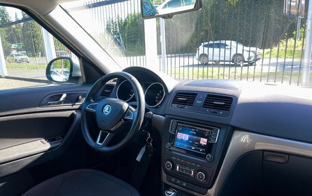 Skoda Yeti I рестайлинг, 2015 год, 1 559 000 рублей, 9 фотография