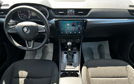 Skoda Superb III рестайлинг, 2016 год, 1 790 000 рублей, 19 фотография