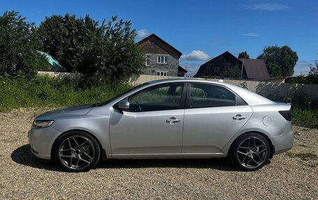 KIA Cerato III, 2010 год, 890 000 рублей, 2 фотография