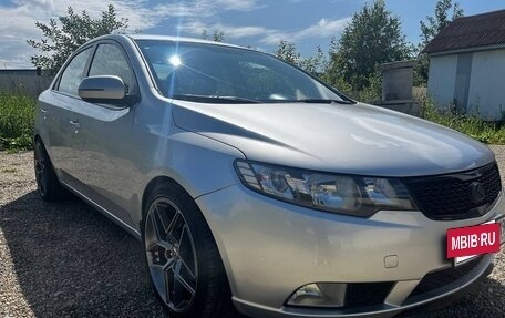 KIA Cerato III, 2010 год, 890 000 рублей, 13 фотография