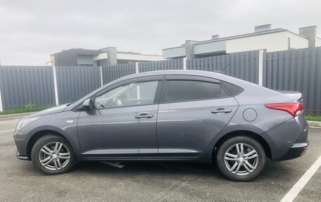 Hyundai Solaris II рестайлинг, 2021 год, 1 700 000 рублей, 9 фотография