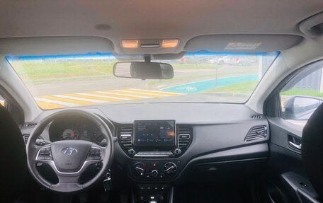 Hyundai Solaris II рестайлинг, 2021 год, 1 700 000 рублей, 10 фотография