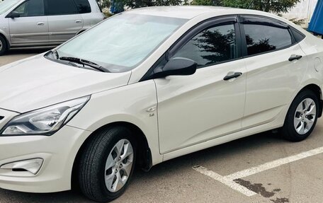 Hyundai Solaris II рестайлинг, 2015 год, 1 200 000 рублей, 4 фотография