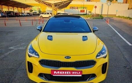 KIA Stinger I, 2018 год, 2 850 000 рублей, 3 фотография