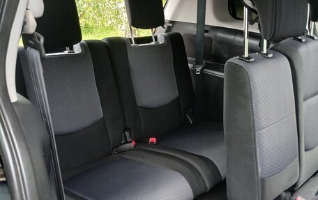 Mazda 5 I рестайлинг, 2007 год, 600 000 рублей, 15 фотография