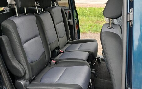 Mazda 5 I рестайлинг, 2007 год, 600 000 рублей, 17 фотография