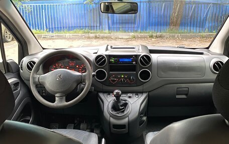 Peugeot Partner II рестайлинг 2, 2010 год, 660 000 рублей, 8 фотография