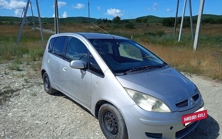 Mitsubishi Colt VI рестайлинг, 2003 год, 410 000 рублей, 2 фотография